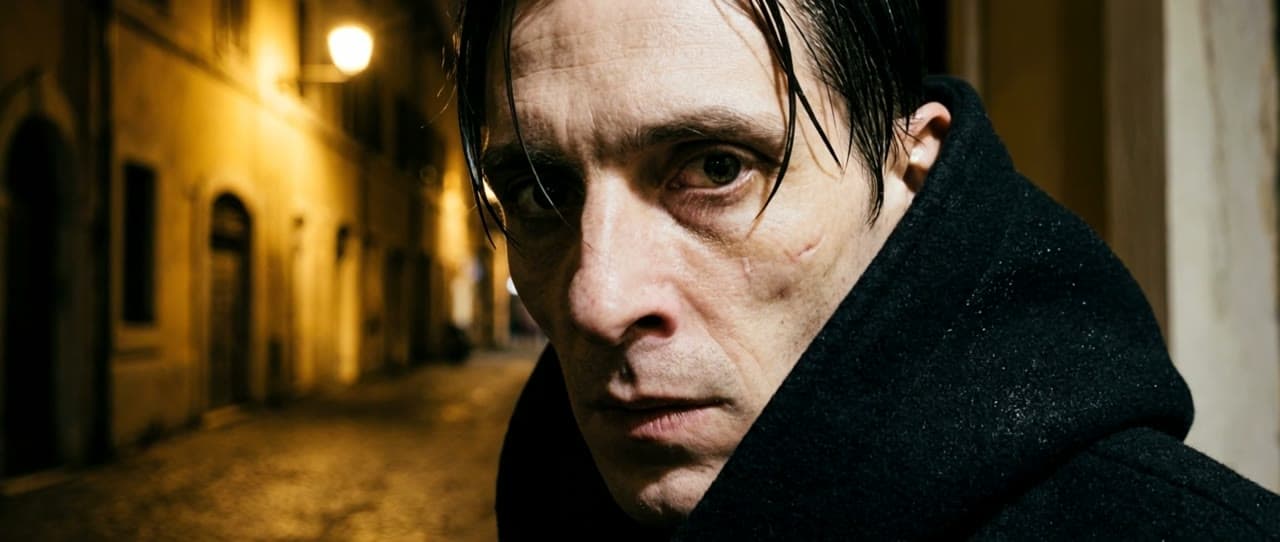 La notte, il mezzo primo piano